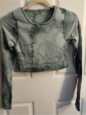 Lululemon Ribbed Long-Sleeve Crop Top -  Tie-Dye size 4
